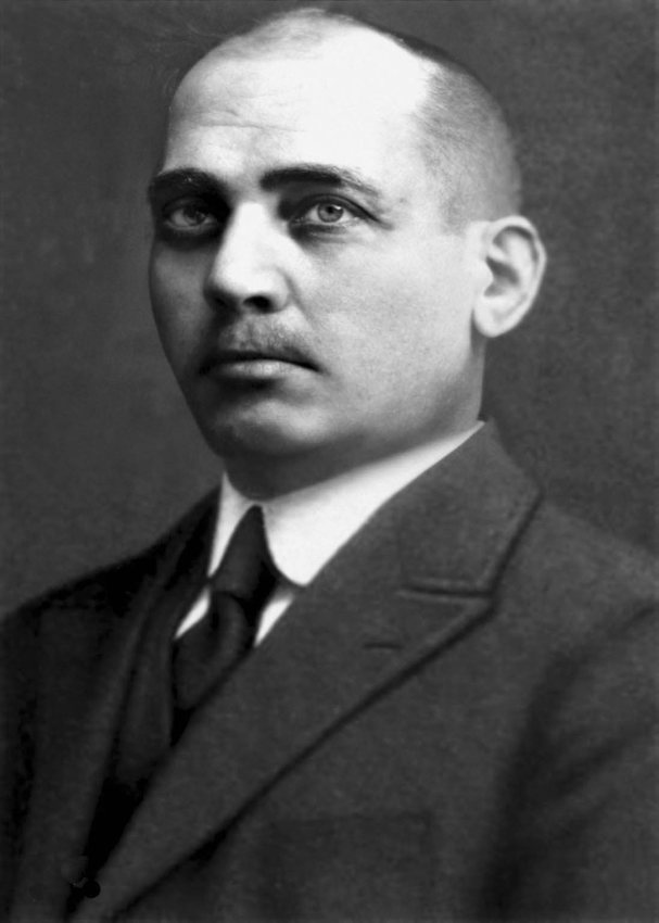 Isaac Carasso, fondateur de Danone à Barcelone en 1919, vers 1920.