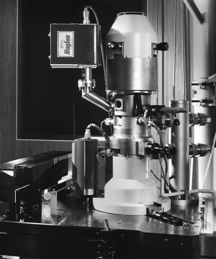 Un électrocomposeur développé au laboratoire central de Thomson-CSF, photographié en 1976